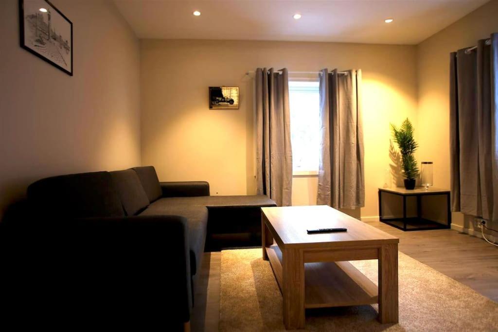 Sentral Leilighet Med 3 Soverom Harstad Dış mekan fotoğraf